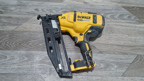 Dewalt dcn660 18v brushless - 18v,