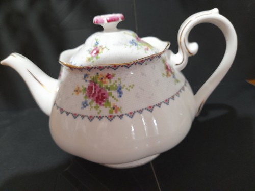 Royal albert petit point - royal,