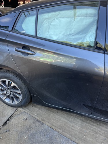 Toyota prius door right - toyota,