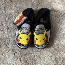 Pokemon Pikachu Slippers Kids Sizes NEW