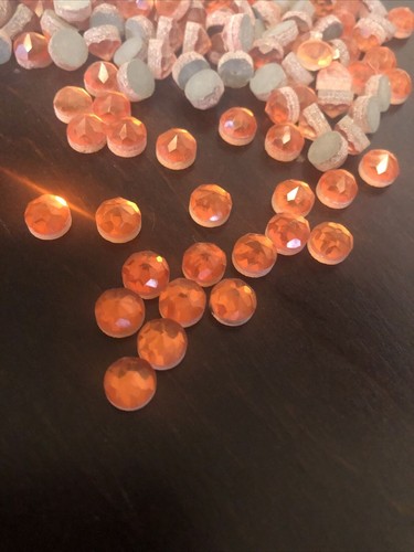 Vintage 7mm flat back faceted - back,