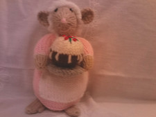 NEW  KNITTED COOK MOUSE TOY