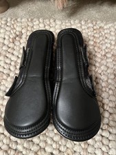 Premier Equine Brushing Boots size medium black good condition 