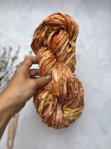 100g hand dyed recycled sari - hand,