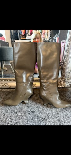 Russel bromley new - russel,