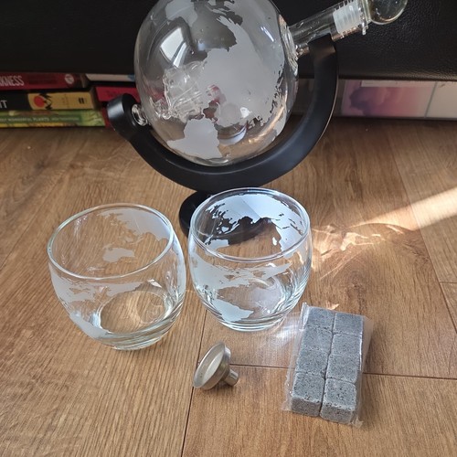 Ship bottle globe - globe, whiskey