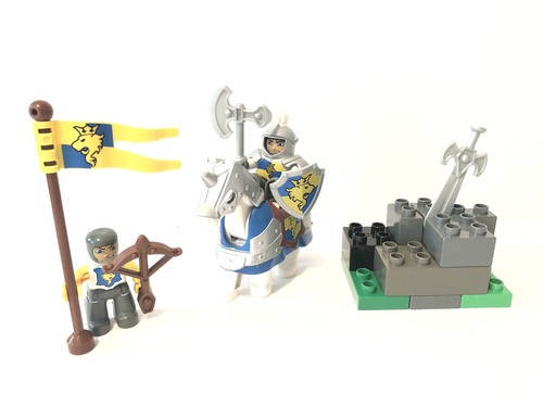 Lego duplo knight and squire - knight,