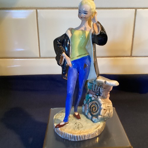Italian ceramic figurine g - ceramic,