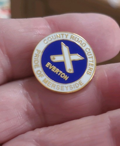 Nice everton badge wear with - nice,