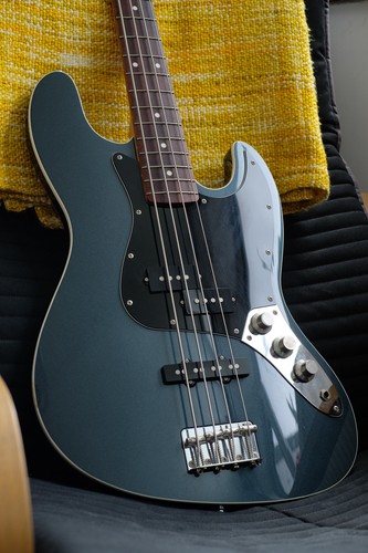 Fender japan aerodyne jazz - japan,