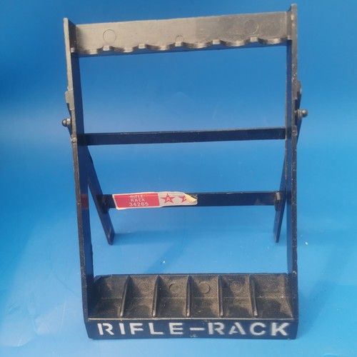Vintage action man rifle - rifle, rack