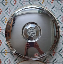 MG 1300/1100 HUB CAP CLASSIC NEW OLD STOCK ITEM