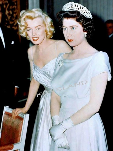 Queen elizabeth and marilyn - queen,