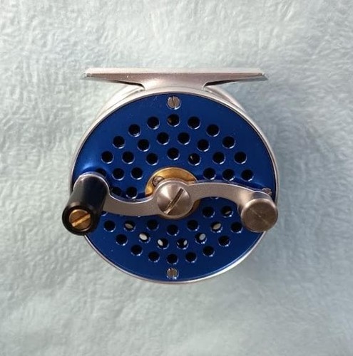 Fly reel blue silver
