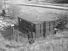 PHOTO  BROAD GAUGE HORSEBOX AT