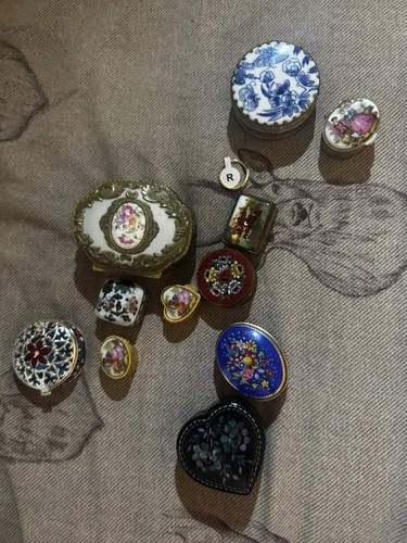 Silver rings and trinket - , boxes