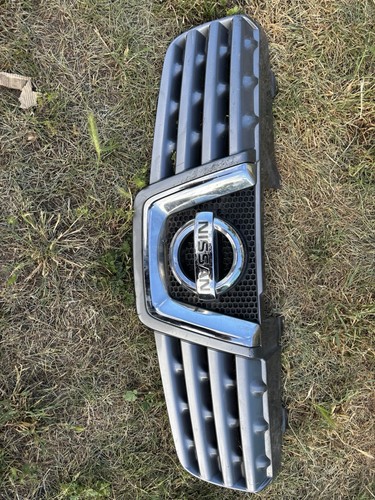Front grille nissan - front, qashqai
