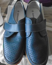 NEW OLD STOCK  LADIES UNISEX BLUE DAMART COMFORT SHOES UK 7EEE