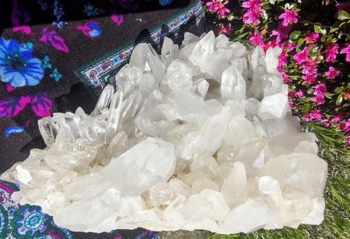 Large clear quartz cluster - large,
