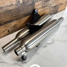 TRIUMPH BONNEVILLE T100