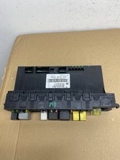 MERCEDES CLK W209 FUSE BOX