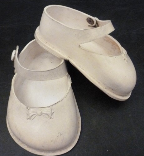Original vintage doll shoes - original,