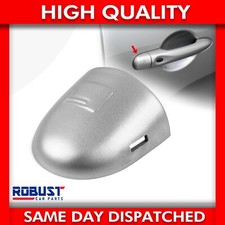 Right door handle - door, hole