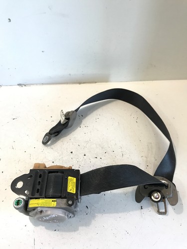 Mitsubishi grandis seat belt - grandis,