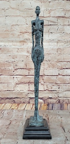 Standing tall girl - standing, gia