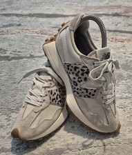 New Balance 327 Trainers Women's UK Size 5 Gym Shoes Beige Leopard Print Suede