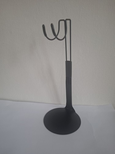 Black metal straddle - black,