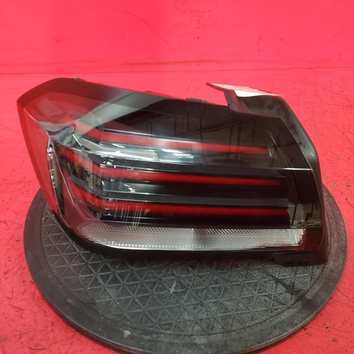 Peugeot 208 tail light - tail,
