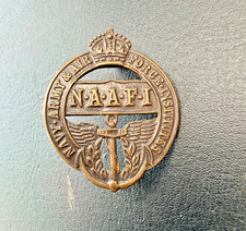 WW2 British NAAFI Cap Badge