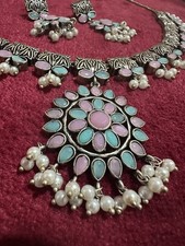 Beautiful Antique Silver Kundan Jewellery Set with Earrings and Necklace