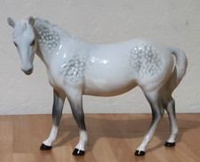 Beswick Mare Head Down Facing