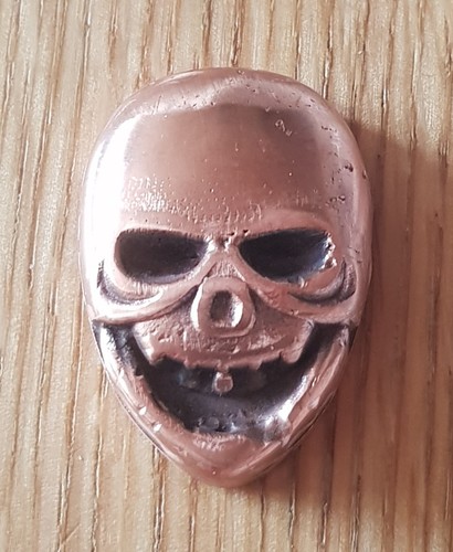 Copper hand poured skull 999 - hand, .999