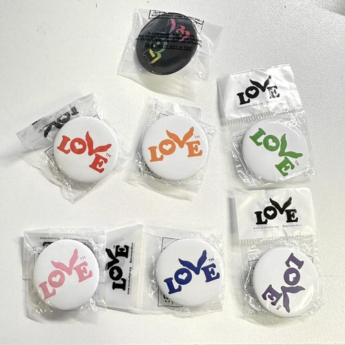 Coldplay love tour badges - coldplay, badges/love