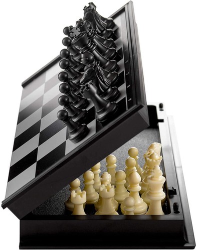 New magnetic folding chess - new,