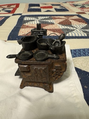Vtg mini cast iron - cast, toy