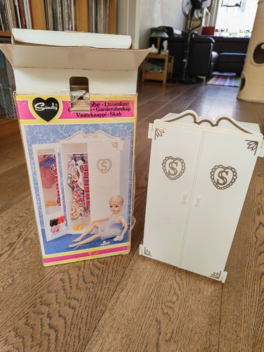 Vintage sindy bedroom - sindy,