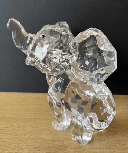Very sweet faceted glass - sweet,,