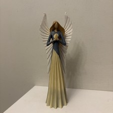 Vintage Faceless 9” Praying