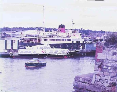 Large slide red funnel - large,
