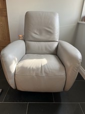 Light Grey Leather Natuzzi Reclining/swivelling Chair