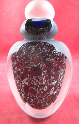 Stunning vintage 1989 signed - stunning,