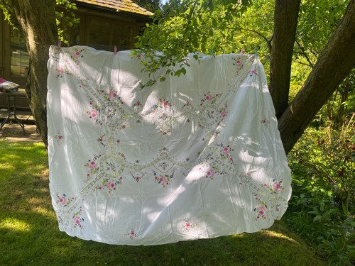Vintage lace large table - large, cloth
