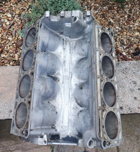 Mercedes benz m117 - benz, v8
