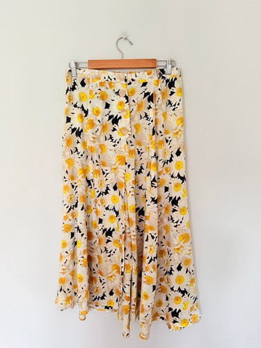 Zara skirt womens button - zara,