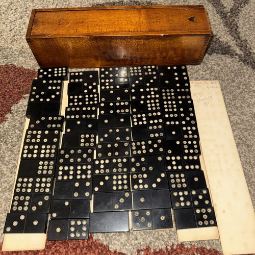 Double nine dominoes - ,