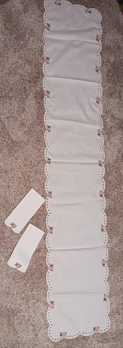 Vintage table runner - table,